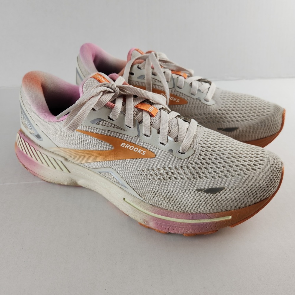 Brooks Adrenaline GTS 23 Womens Size 9 White Sand Pink Running Shoes Sneakers